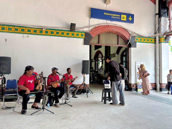 Maksimalkan Promosi dengan Broadcast Carousel di WhatsApp