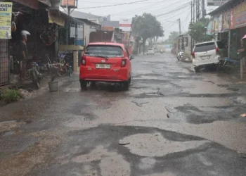 DPRD Bekasi Usulkan Pengaturan Arus Kendaraan Selama Perbaikan Jalan